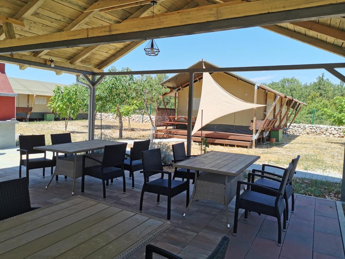Grande Glamping Hotel Biograd Na Moru Bagian luar foto