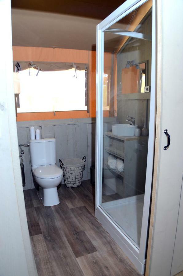 Grande Glamping Hotel Biograd Na Moru Bagian luar foto