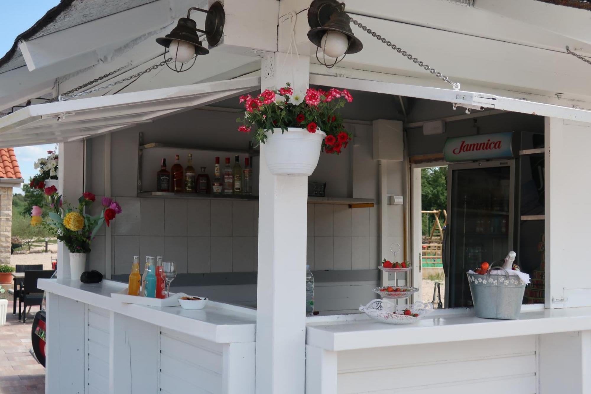 Grande Glamping Hotel Biograd Na Moru Bagian luar foto